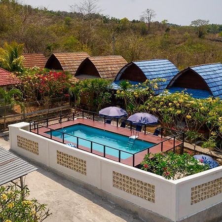 Tanah Penida Bungalows Ped Exteriör bild