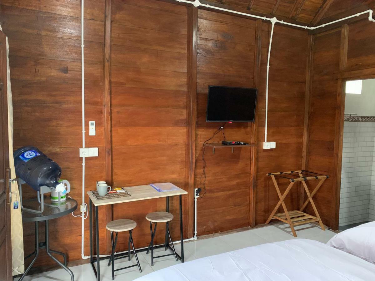 Tanah Penida Bungalows Ped Exteriör bild